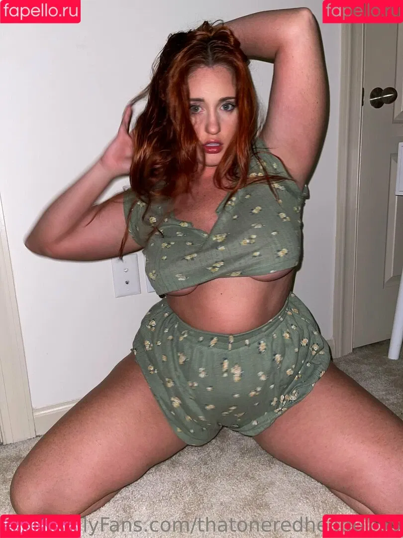 thatoneredhead0153 Onlyfans Photo Gallery 