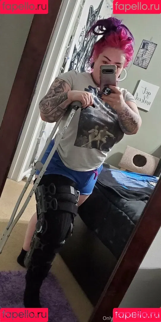 xohmygothfree Onlyfans Photo Gallery 
