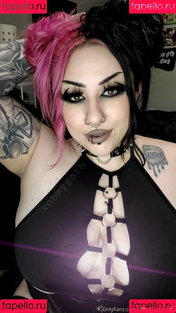 xohmygothfree Onlyfans Photo Gallery 