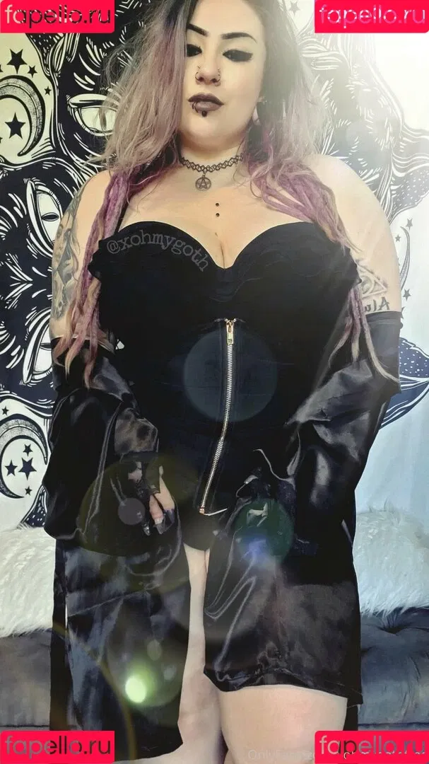 xohmygothfree Onlyfans Photo Gallery 