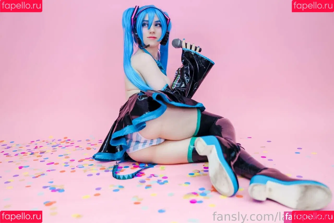 Lana Rain Onlyfans Photo Gallery 