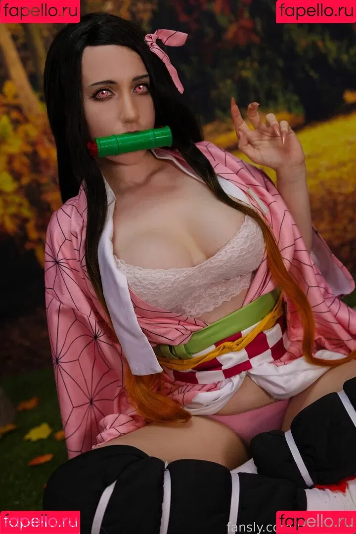 Lana Rain Onlyfans Photo Gallery 