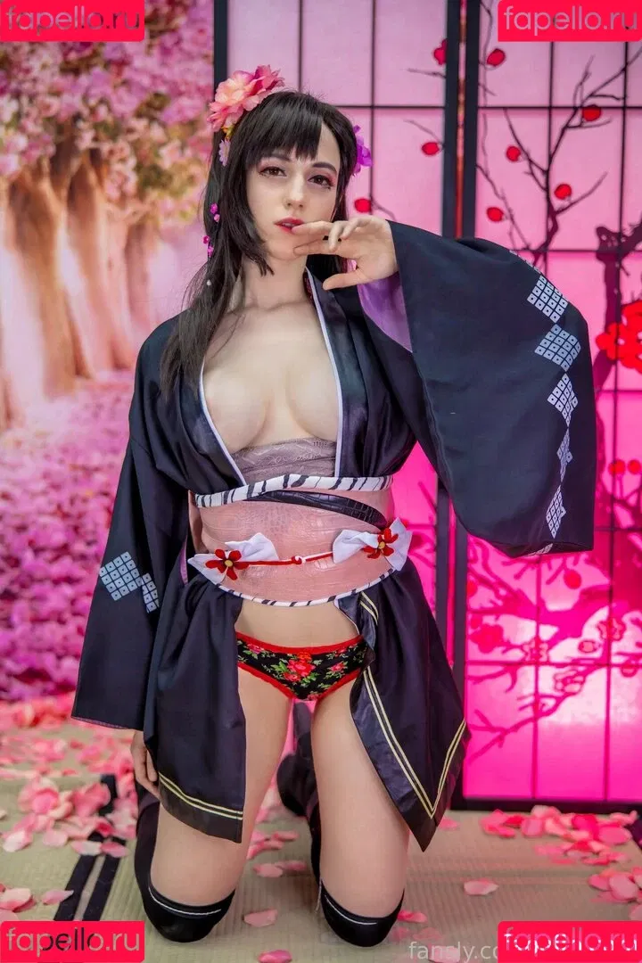 Lana Rain Onlyfans Photo Gallery 