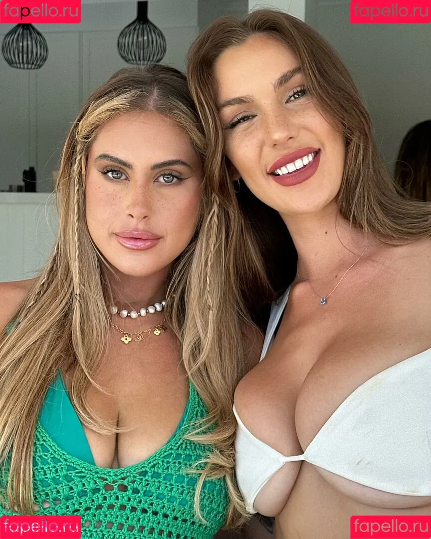 Ariella Nyssa Onlyfans Photo Gallery 