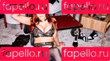 Maitland Ward Onlyfans Photo Gallery 