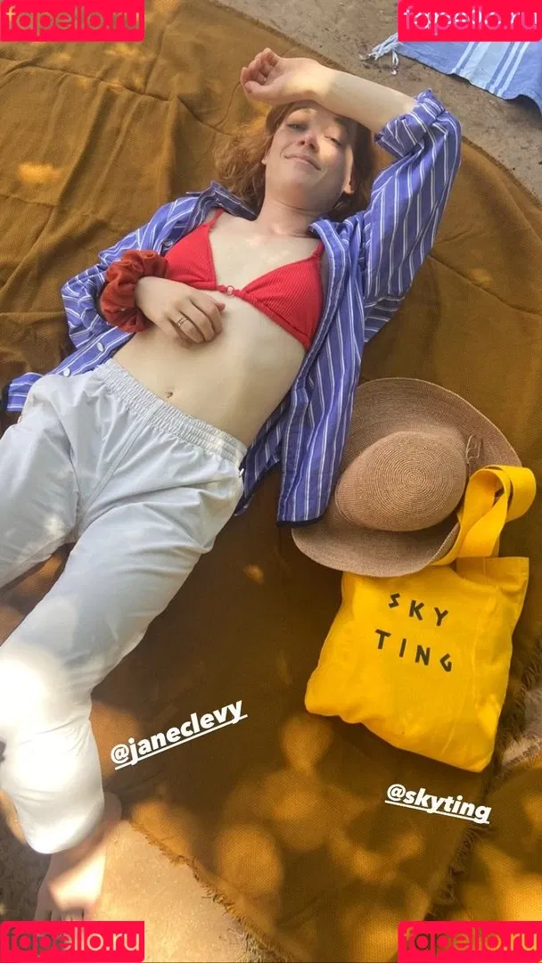 Jane Levy Onlyfans Photo Gallery 