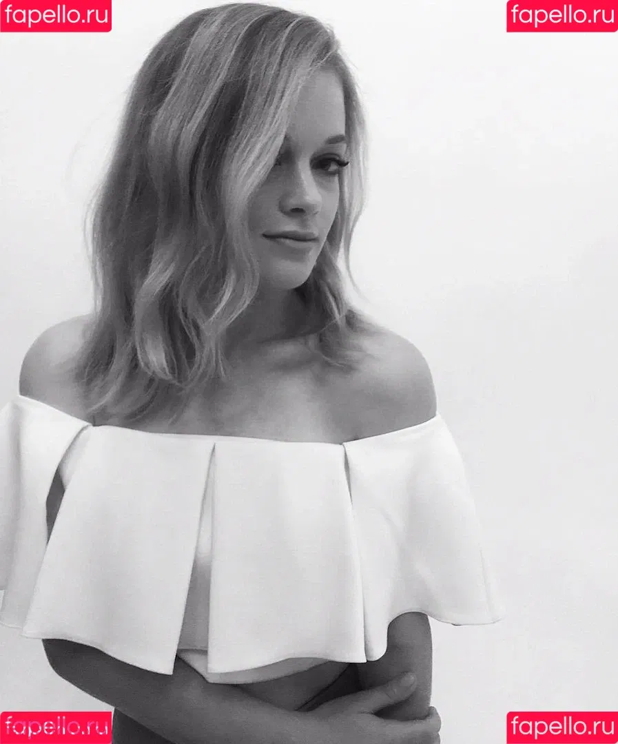 Jane Levy Onlyfans Photo Gallery 