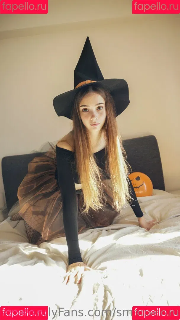 smallsarah Onlyfans Photo Gallery 
