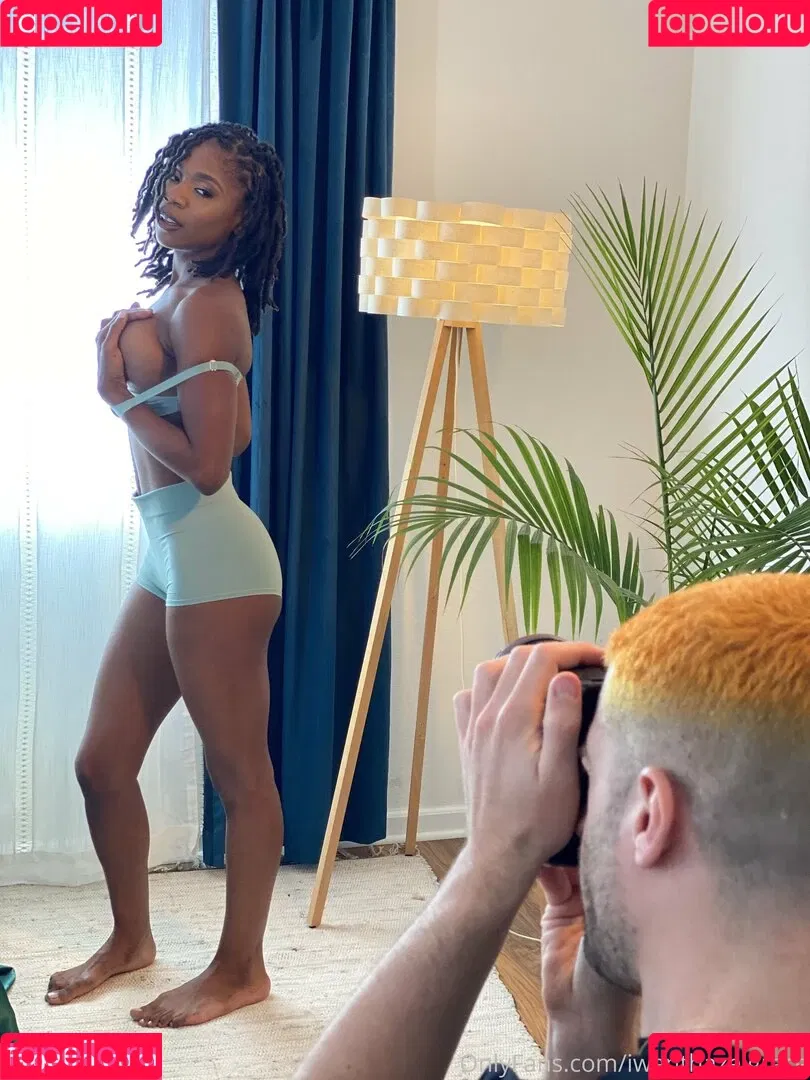 iwanthazelgrace Onlyfans Photo Gallery 