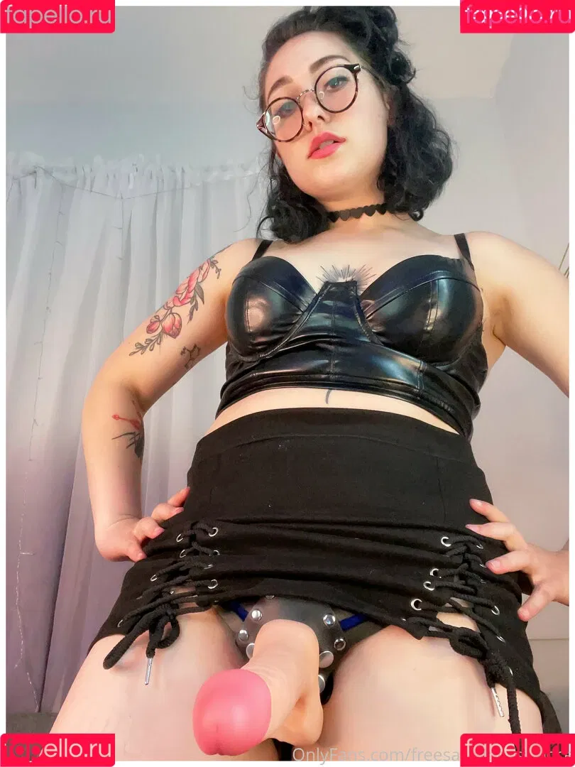freesaradoesscience Onlyfans Photo Gallery 