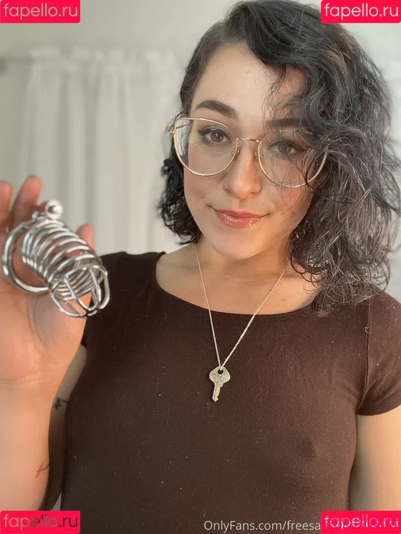 freesaradoesscience Onlyfans Photo Gallery 