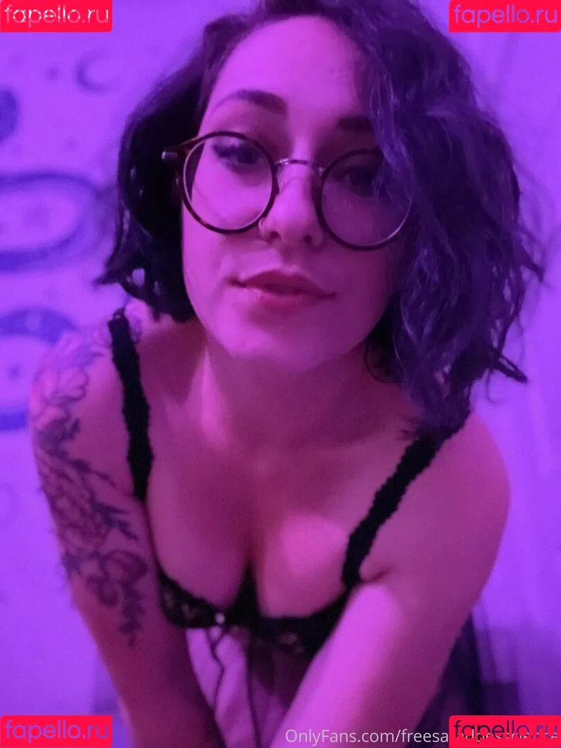 freesaradoesscience Onlyfans Photo Gallery 
