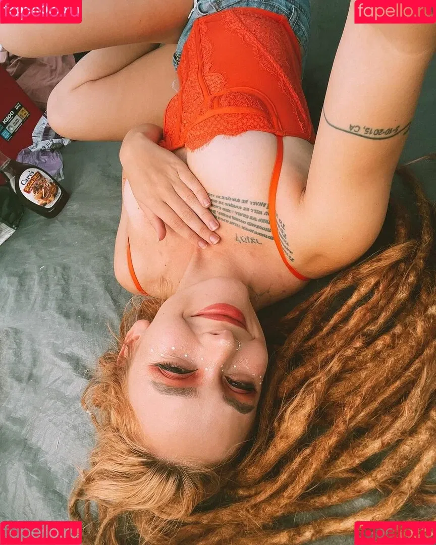 Eliza Grace Onlyfans Photo Gallery 