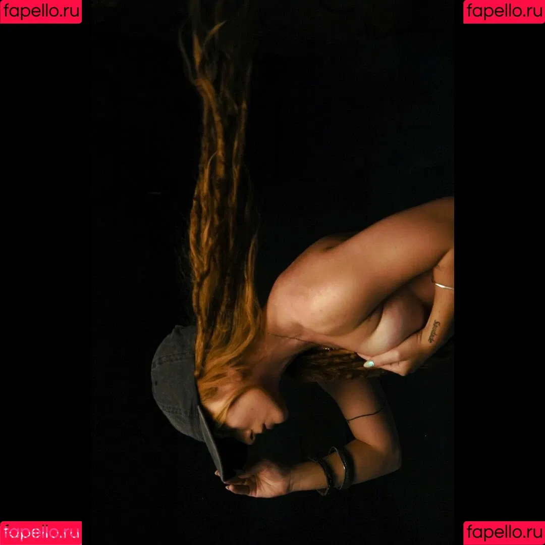 Eliza Grace Onlyfans Photo Gallery 