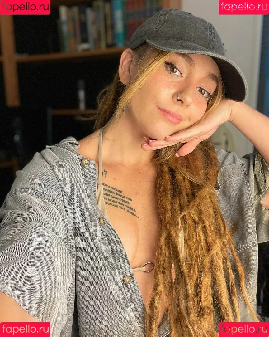 Eliza Grace Onlyfans Photo Gallery 