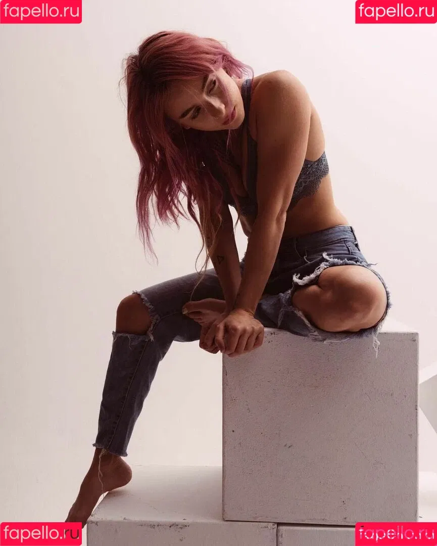 Eliza Grace Onlyfans Photo Gallery 