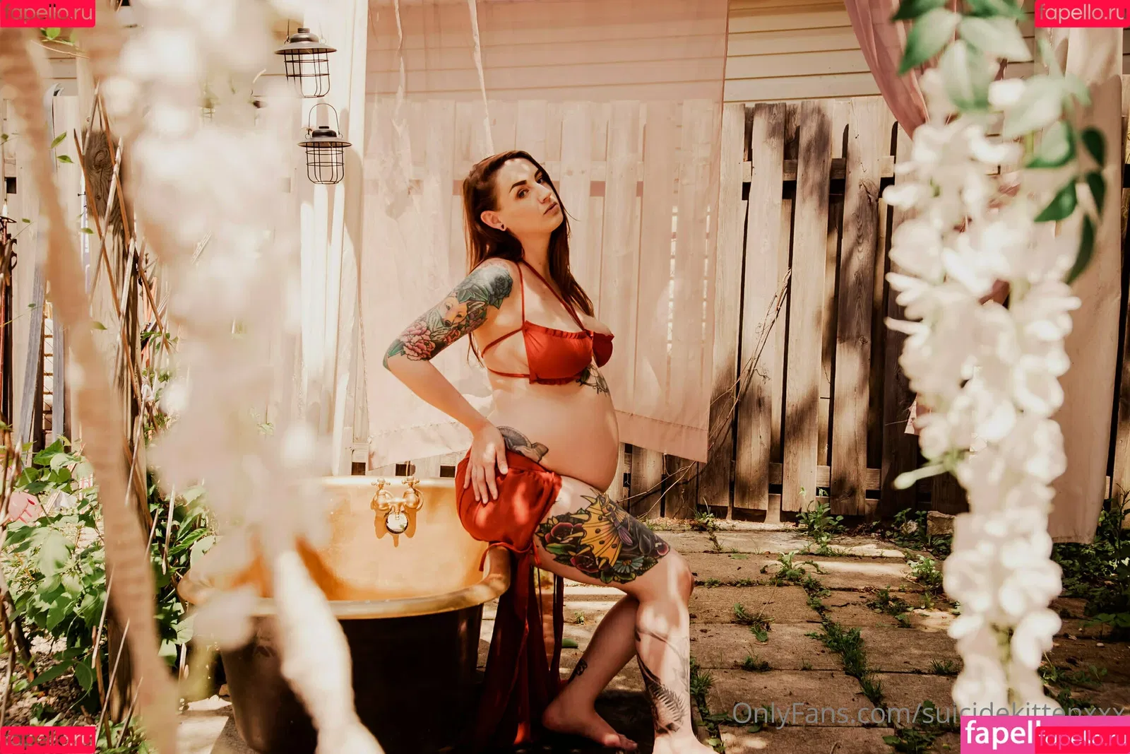 suicidekittenxxx Onlyfans Photo Gallery 