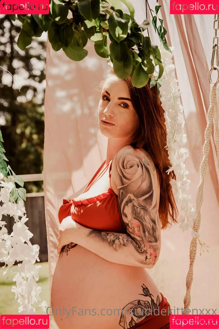suicidekittenxxx Onlyfans Photo Gallery 