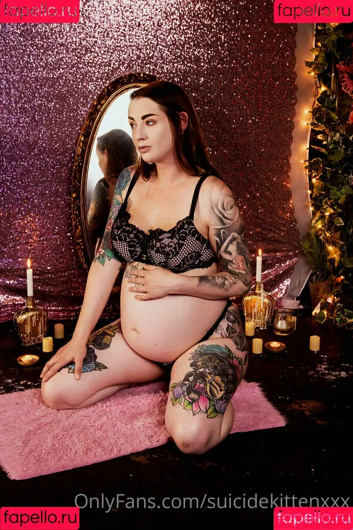 suicidekittenxxx Onlyfans Photo Gallery 