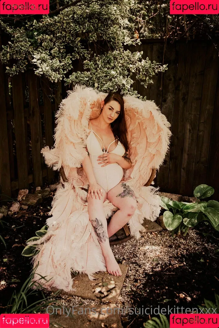suicidekittenxxx Onlyfans Photo Gallery 