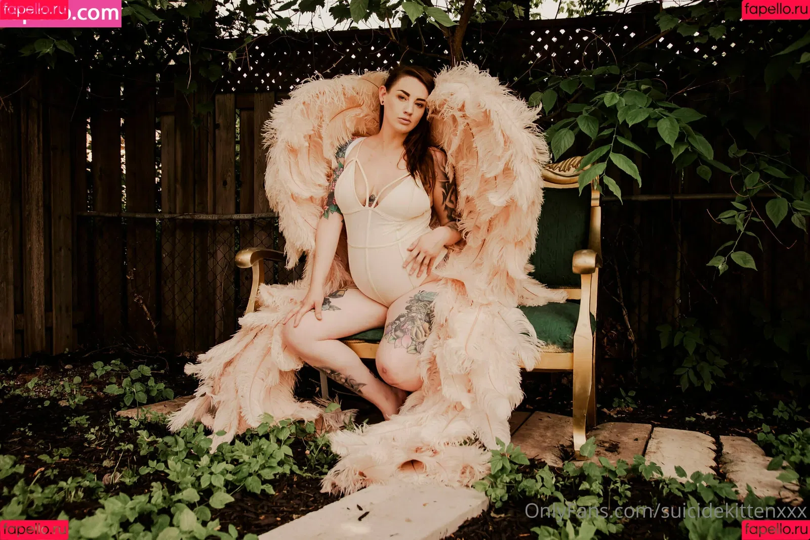 suicidekittenxxx Onlyfans Photo Gallery 