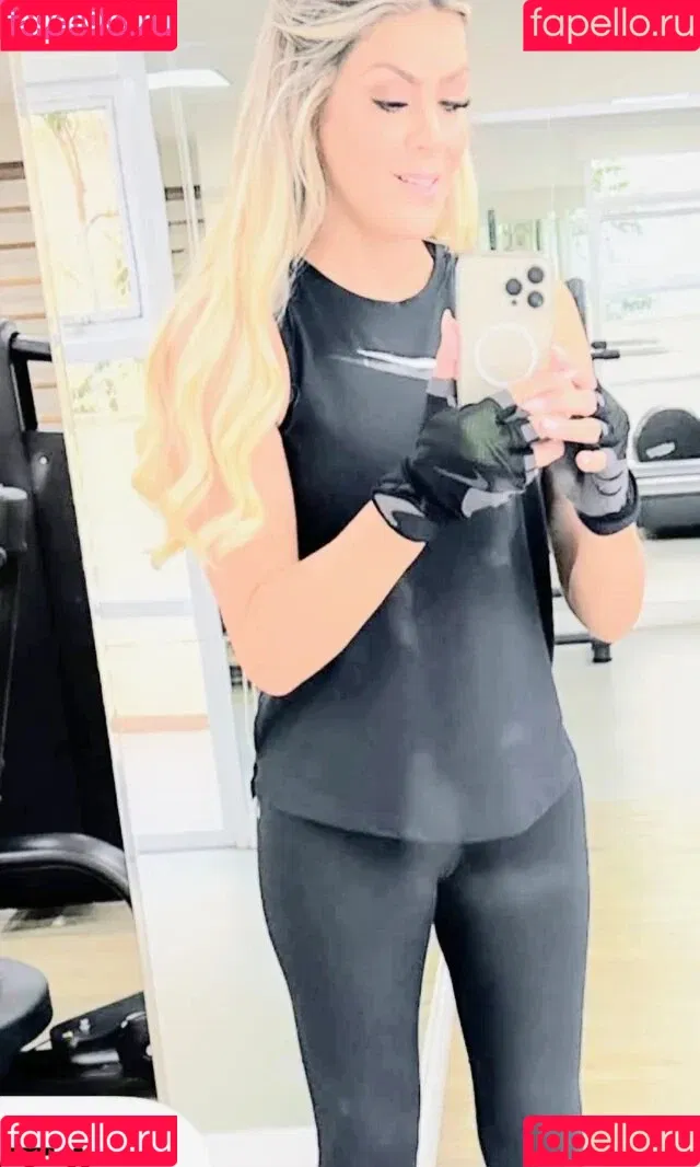 Renata Fan Onlyfans Photo Gallery 