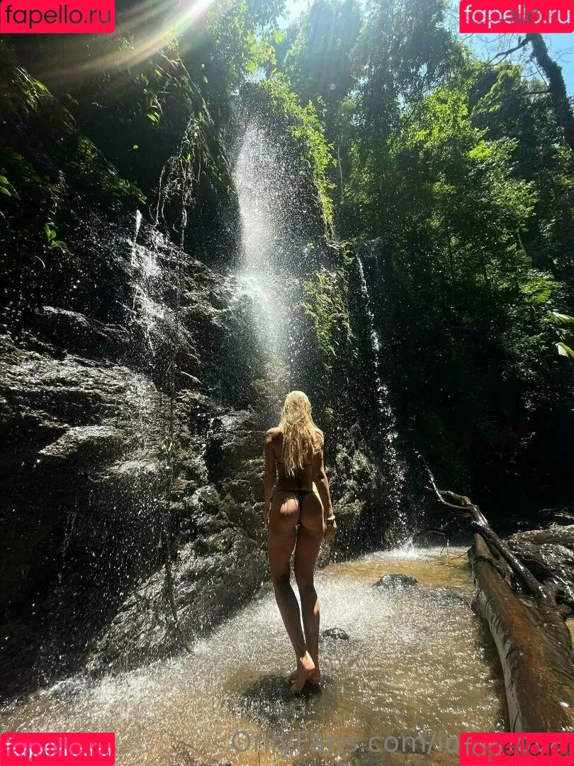 ioannova Onlyfans Photo Gallery 