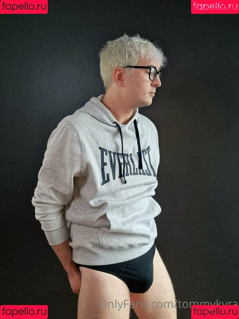 tommykyra Onlyfans Photo Gallery 