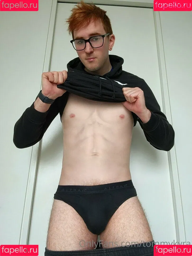 tommykyra Onlyfans Photo Gallery 