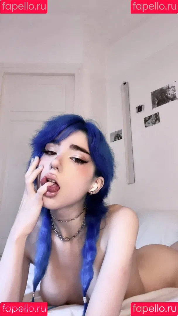 Arielle Maxine Onlyfans Photo Gallery 