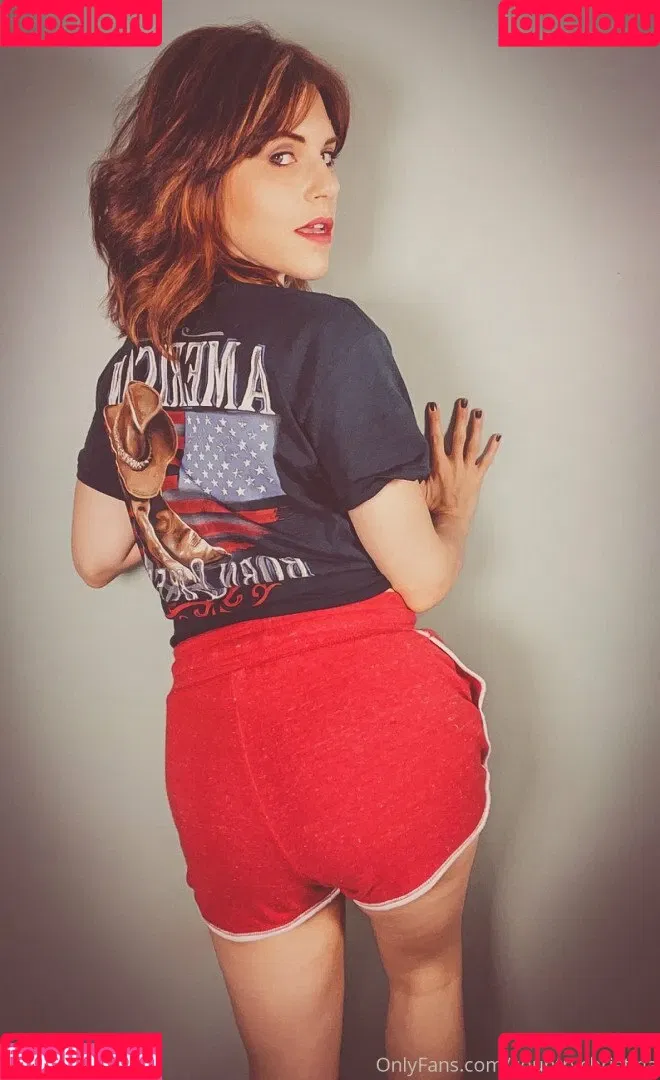 Country Christina Onlyfans Photo Gallery 