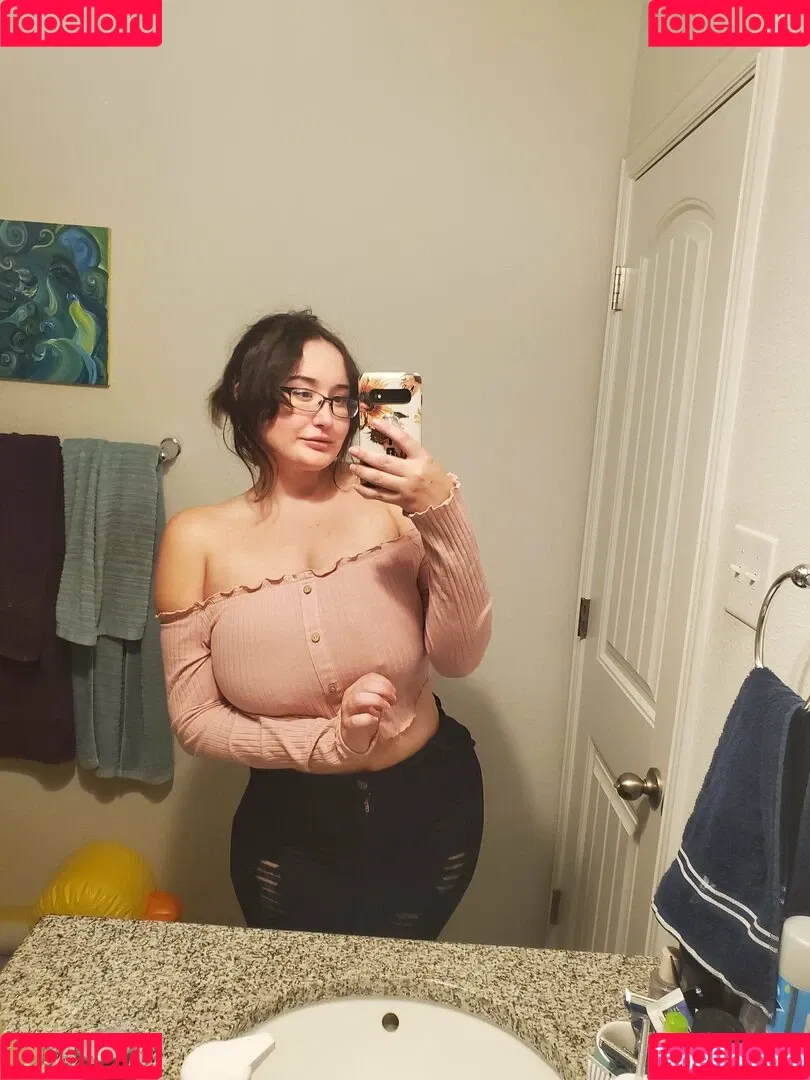 yureta2 Onlyfans Photo Gallery 