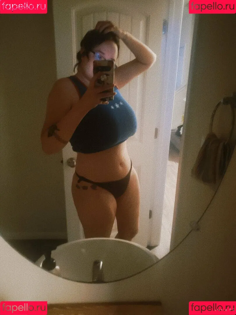 yureta2 Onlyfans Photo Gallery 