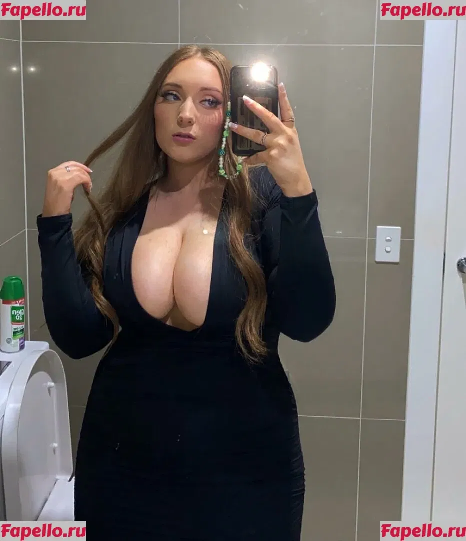 Dannielle Ashurst Onlyfans Photo Gallery 