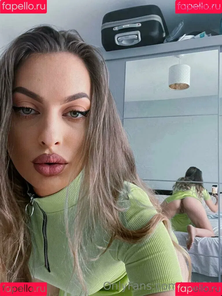 mik3la Onlyfans Photo Gallery 