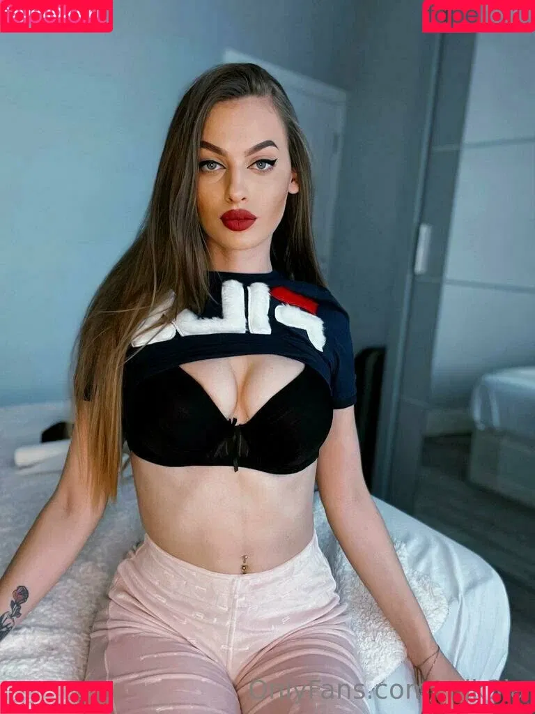 mik3la Onlyfans Photo Gallery 