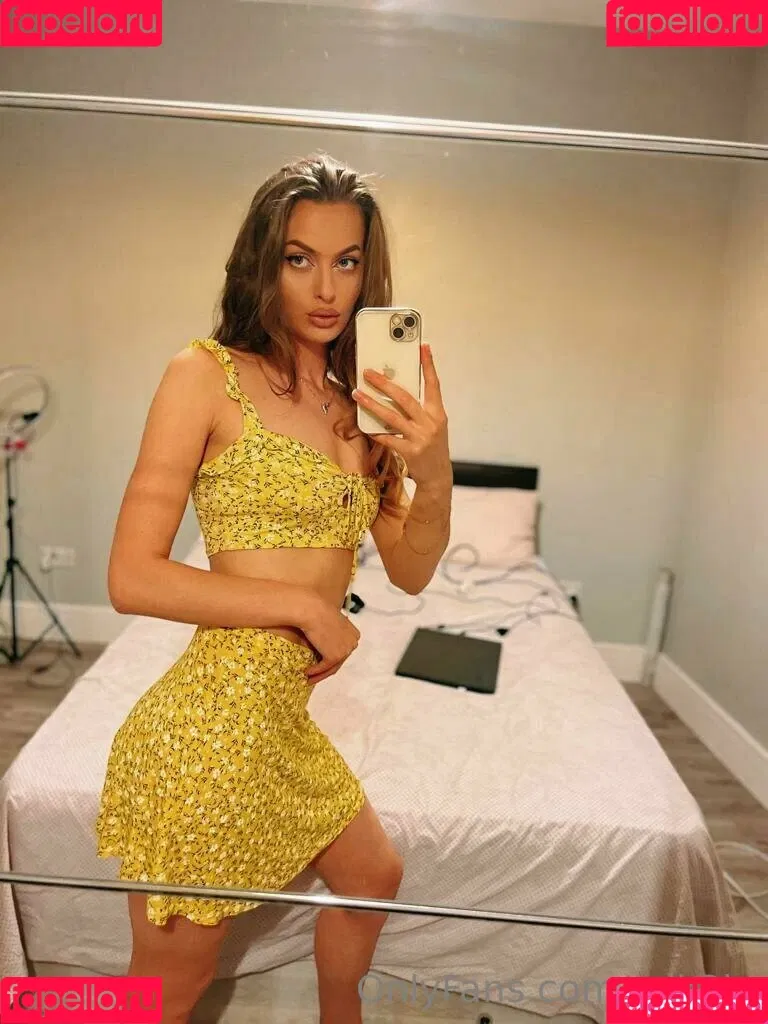mik3la Onlyfans Photo Gallery 