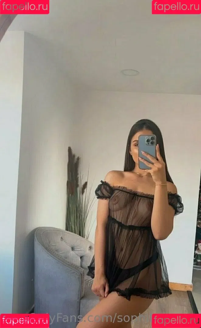 sophibumxxx Onlyfans Photo Gallery 