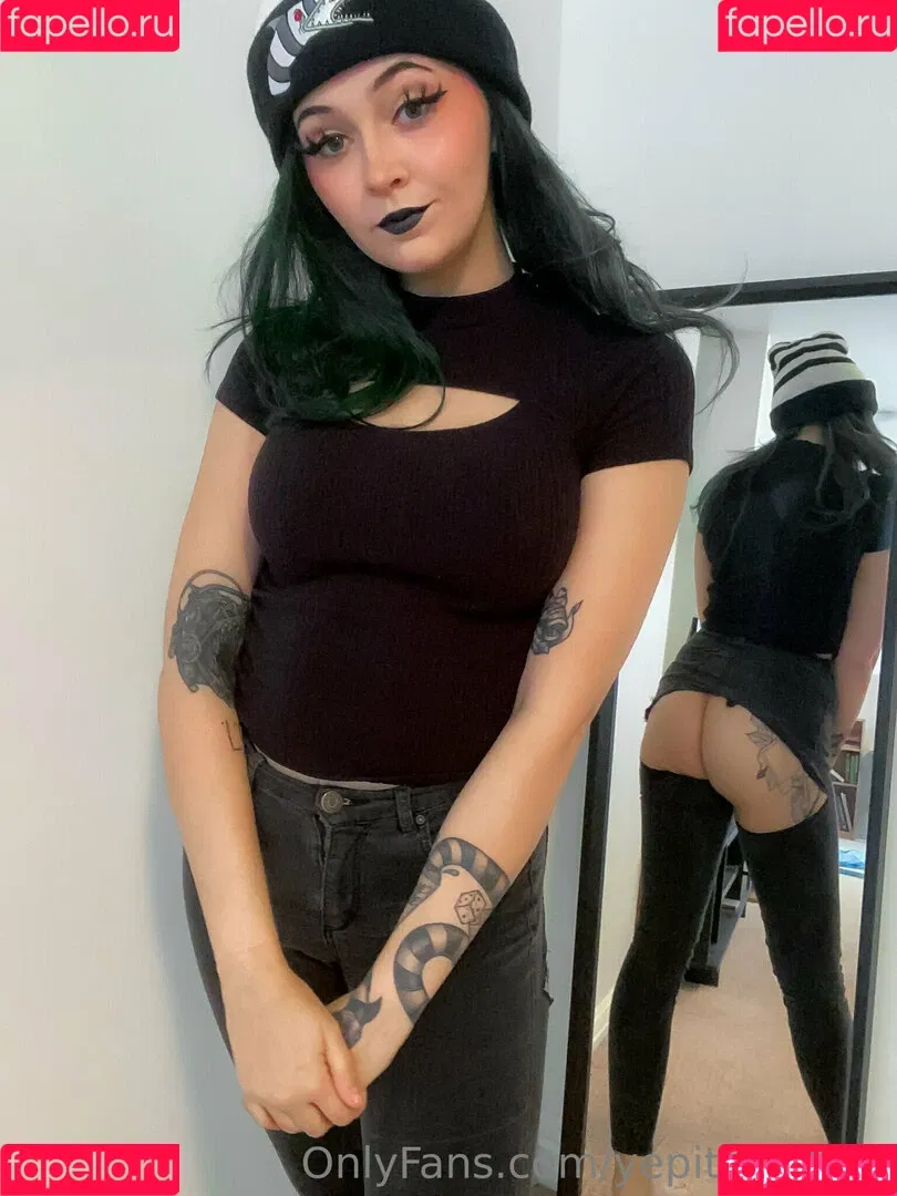 yepitsstilltori Onlyfans Photo Gallery 