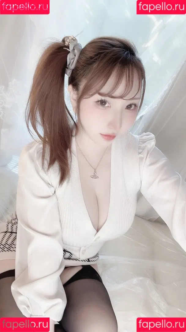 Saku Onlyfans Photo Gallery 