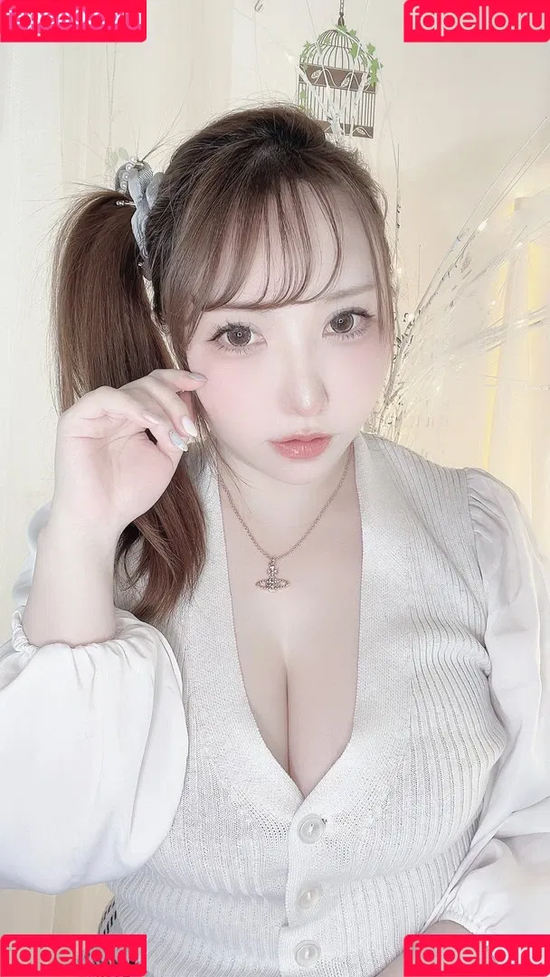 Saku Onlyfans Photo Gallery 