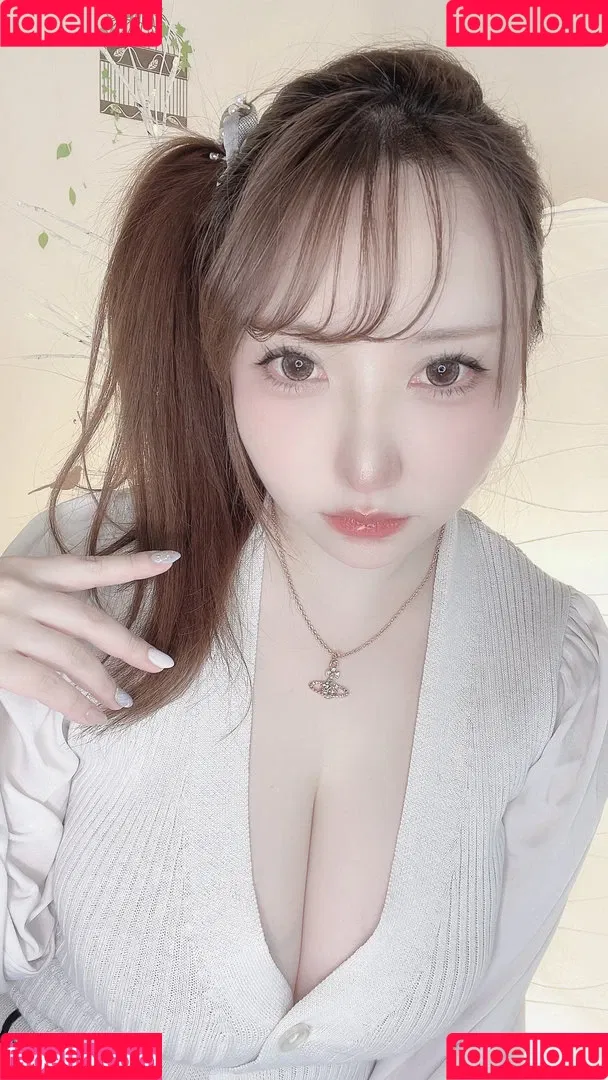 Saku Onlyfans Photo Gallery 
