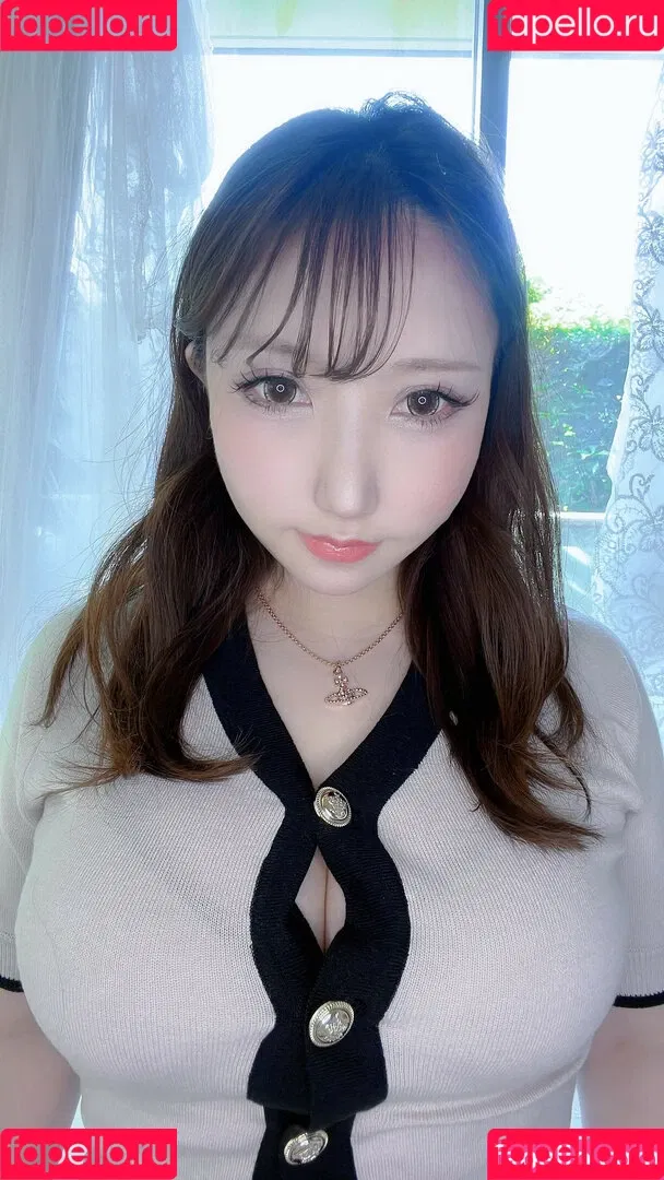 Saku Onlyfans Photo Gallery 