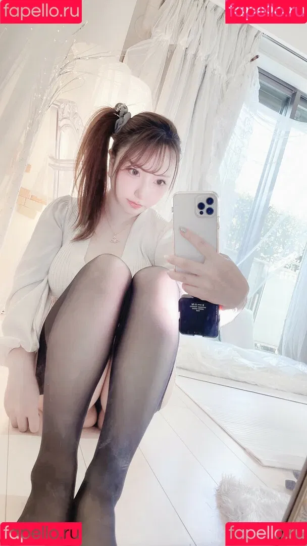 Saku Onlyfans Photo Gallery 