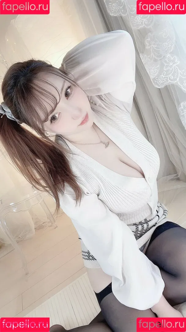 Saku Onlyfans Photo Gallery 