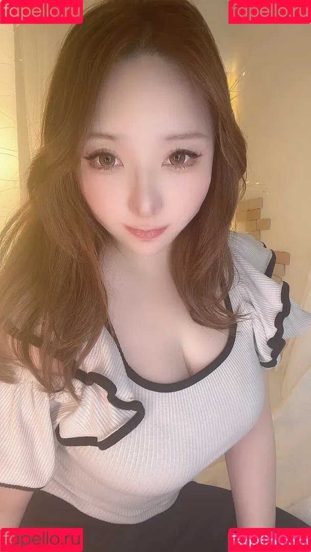 Saku Onlyfans Photo Gallery 