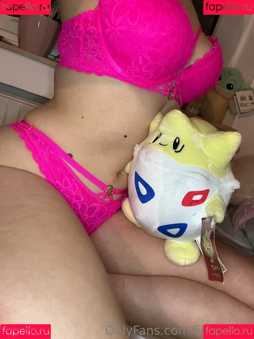 lilbloomix Onlyfans Photo Gallery 