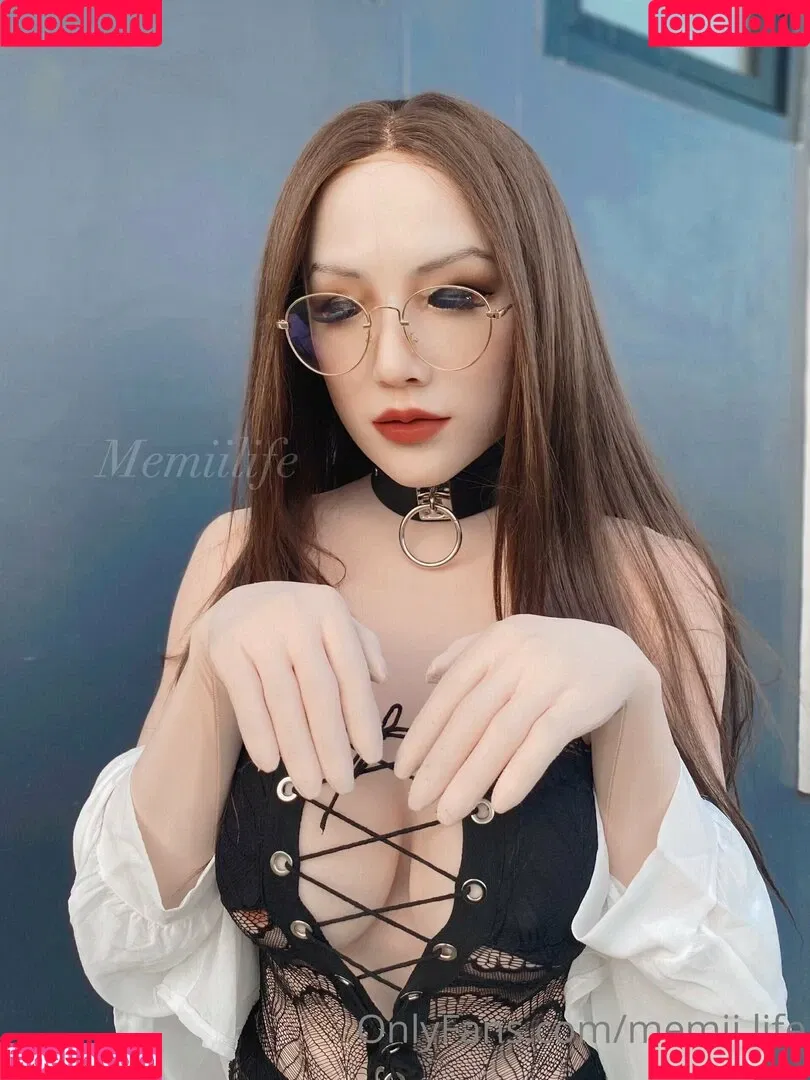memii.life Onlyfans Photo Gallery 