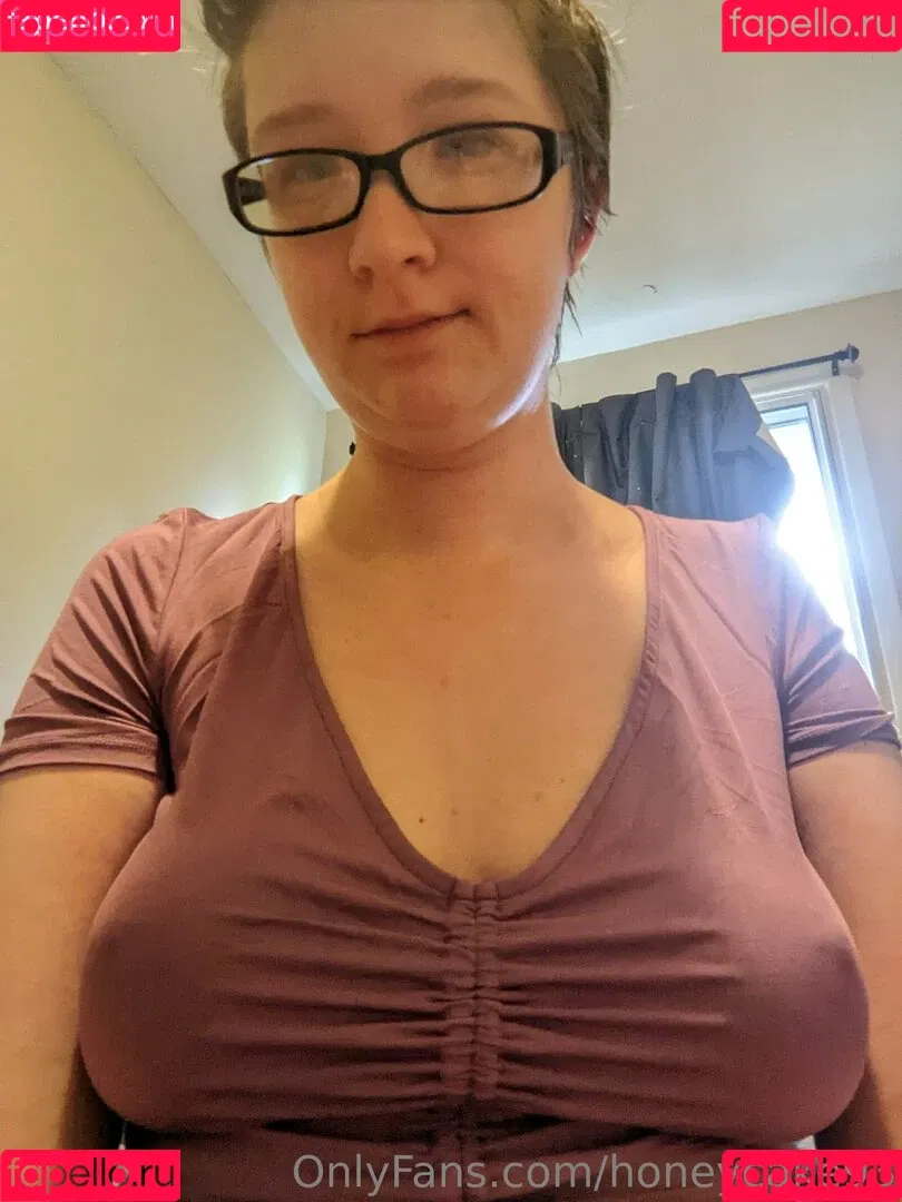 honeycake93 Onlyfans Photo Gallery 