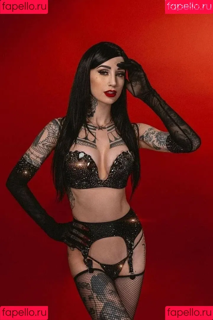 Emma Vauxdevil Onlyfans Photo Gallery 